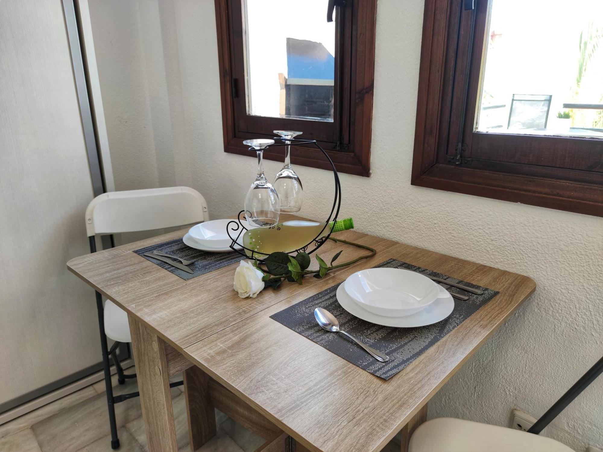 Apartamento Maika Benalsun Pueblo Evita 贝纳尔马德纳 外观 照片
